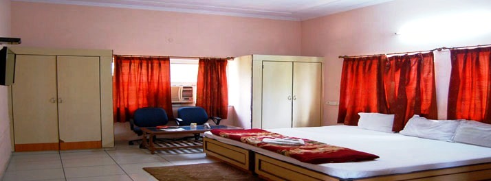 2359/Hotel Vishwakarma - Reengus 04.jpg